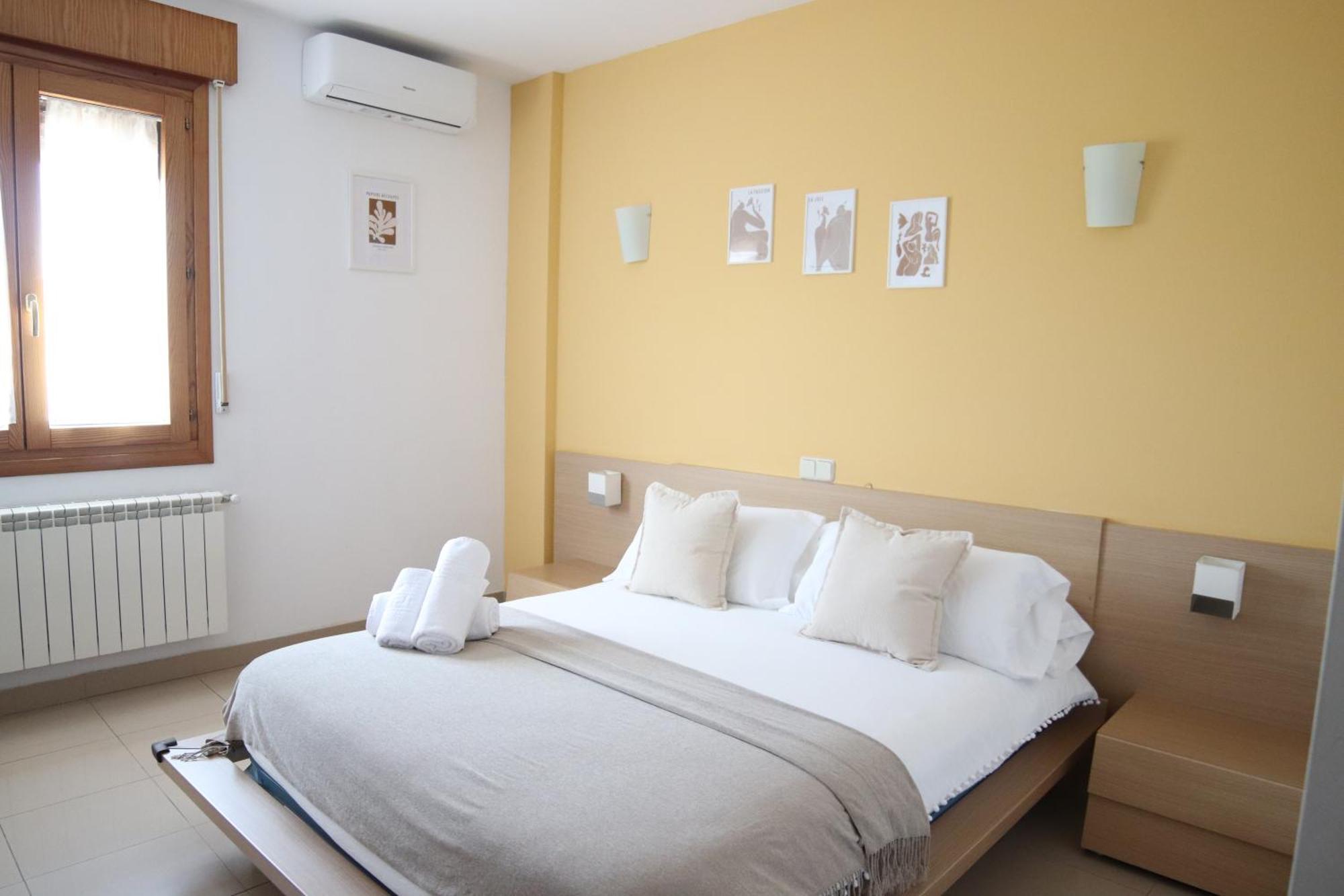 Hostal-Casa Rural Rosa-Nonna Siguenza Buitenkant foto