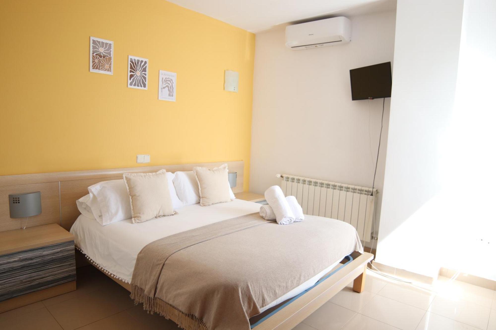 Hostal-Casa Rural Rosa-Nonna Siguenza Buitenkant foto